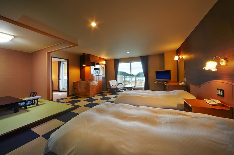 Bedroom 2, Shiretoko Noble Hotel, Shari