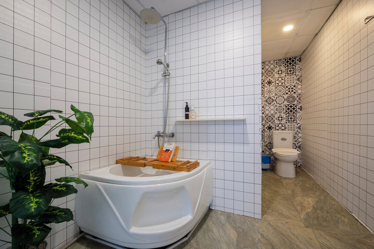 Bathroom 3, SAZI Opera Home HCMC, District 1