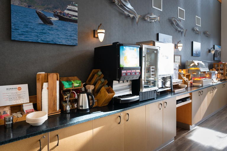 Food & Drinks 4, Harbor 360 Hotel Seward, Kenai Peninsula