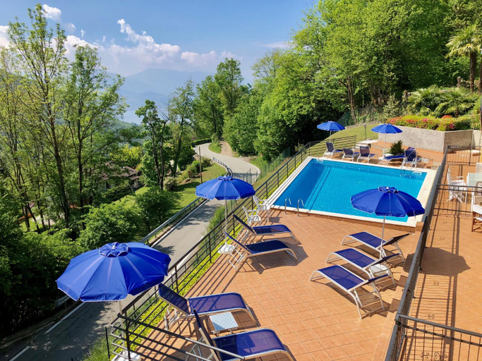 Others 2, Residenza Ai Ronchi 3 4 7 8, Varese