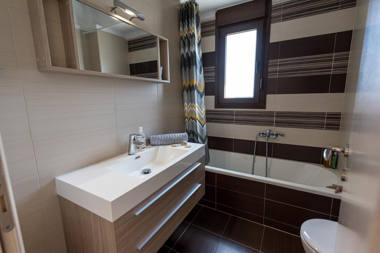 Bathroom 1, Beach Villa Ergopoli, Central Macedonia