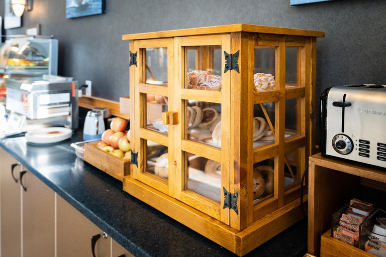 Food & Drinks 3, Harbor 360 Hotel Seward, Kenai Peninsula