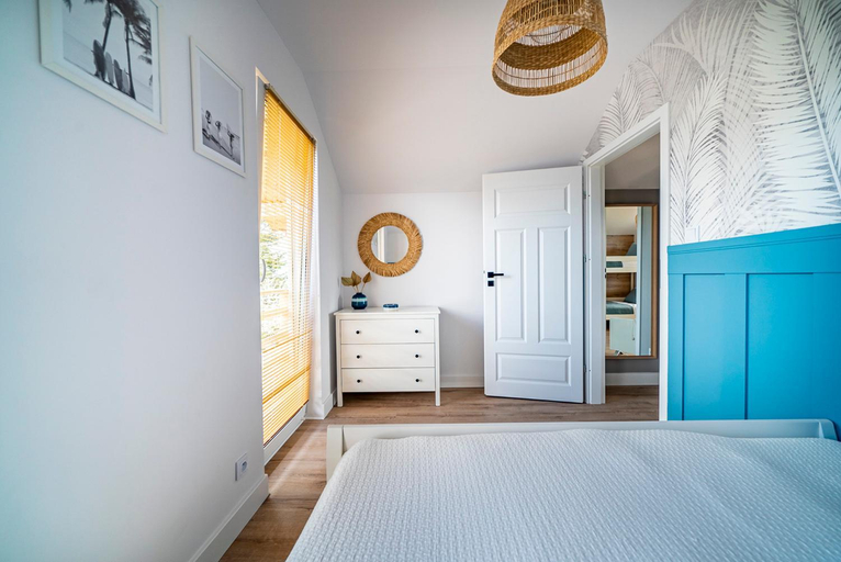 1, Rewa House, Puck