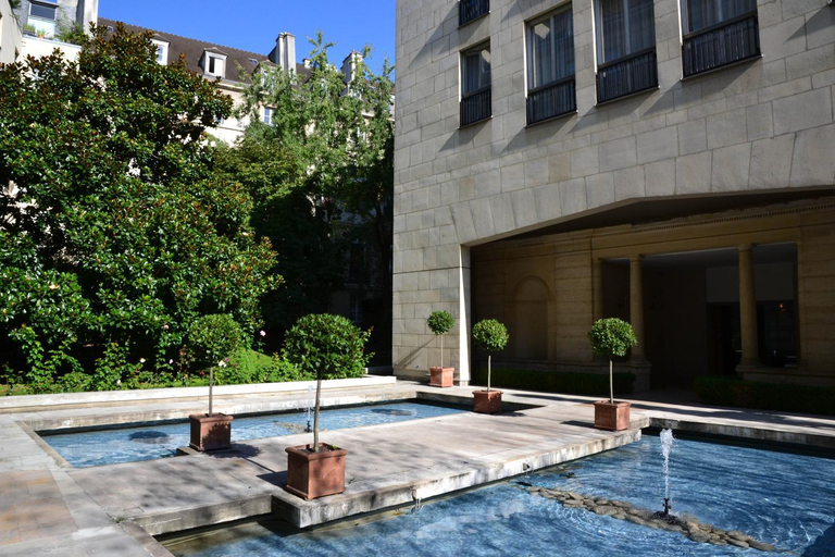 Others 4, Assia & Nathalie - Luxury B&B MARAIS, Paris