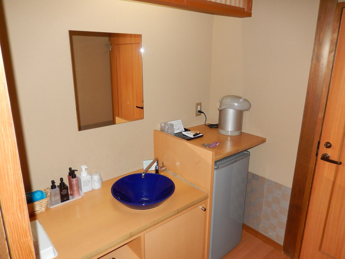Bathroom 5, Hotel Keisui, Ōmachi