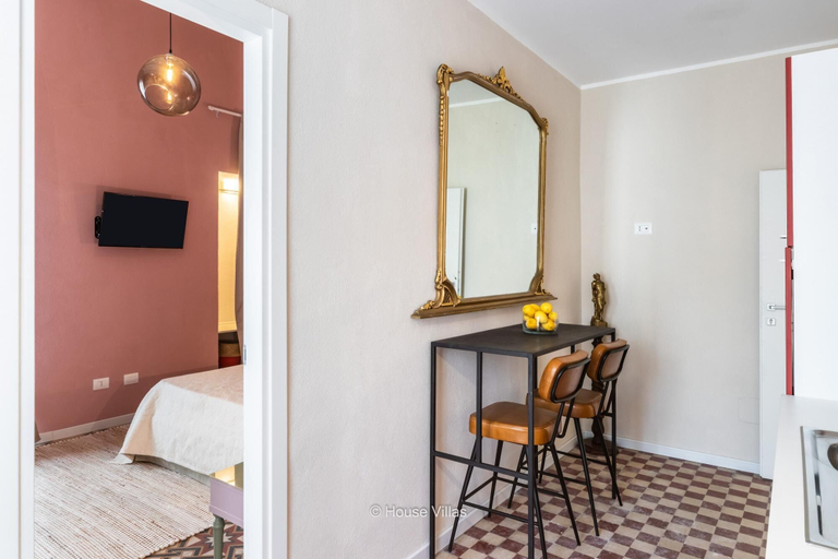 Room 4, Bowie's Rooms, Syracuse