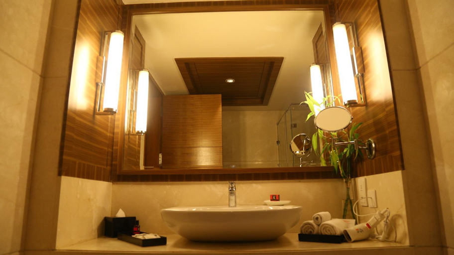 Bathroom 20