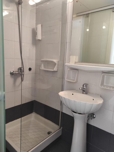 Bathroom 4, Filoxenia Beach, Crete