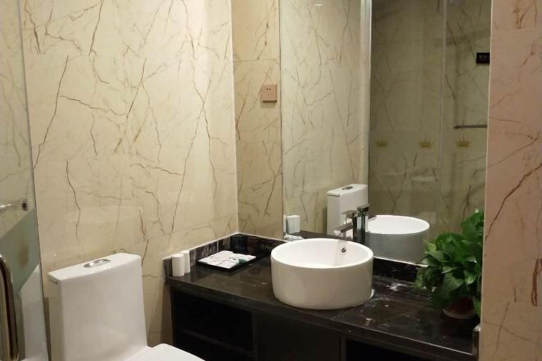 Bathroom 4, Huangsheng Hotel, Hohhot