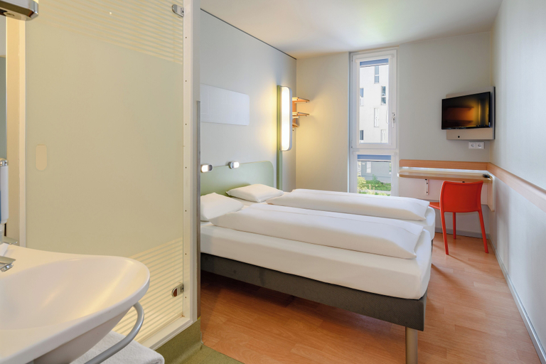 Bedroom 2, Ibis Budget Muenchen City Olympiapark, München