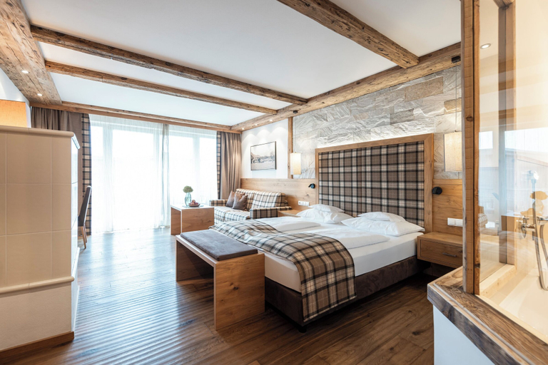 Bedroom 3, DER MESNERWIRT, Bolzano