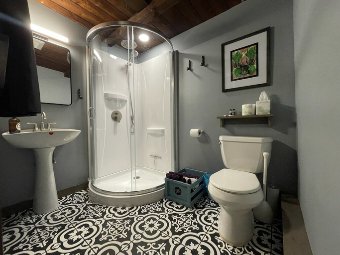 Bathroom, Grunberg Haus Inn & Cabins, Washington