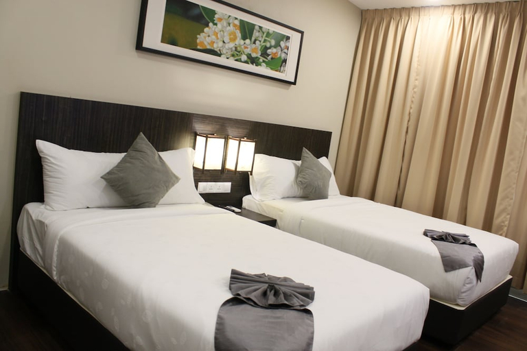 Bedroom 4, Samalaju Resort Hotel , Bintulu