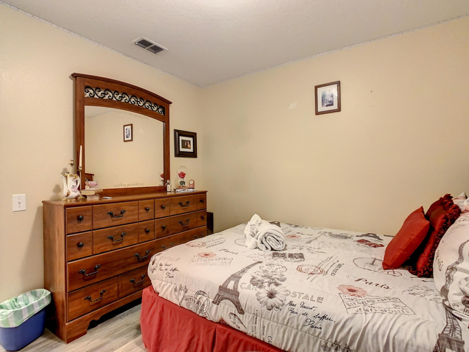 Room 5, Beautiful Windsor Palms 4 Bed South Facing Pool, Osceola