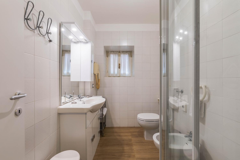 Bathroom 3