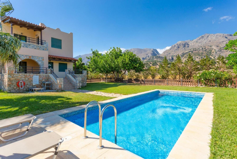 Room 2, Spiros Villas Collection, Crete