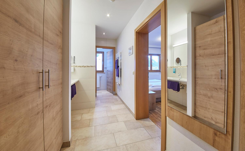 Bathroom 4, Johanneshof - Dein MOUNTAIN Wohlfuhlhotel, Zell am See