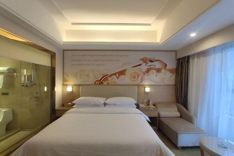 Bedroom 3, Vienna International Hotel (Liupanshui Shuicheng), Liupanshui