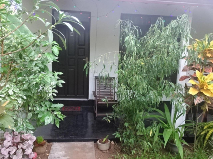 Others 3, Lovely lodge & Hostel, Dambulla