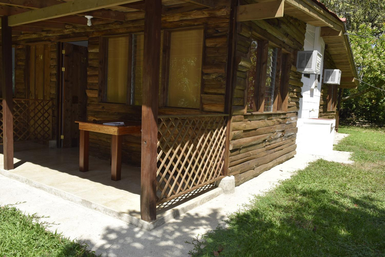 Others 5, Villas Maria Luisa, Osa