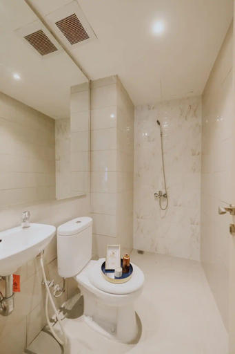 Bathroom, Mabel at Benson Pakuwon Mall, Surabaya