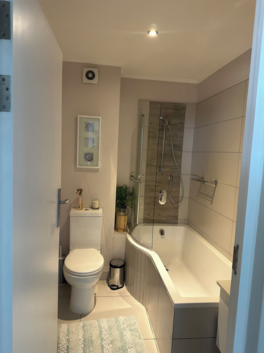Bathroom 5, KMG Apartments at The Apex on Smuts, City of Johannesburg