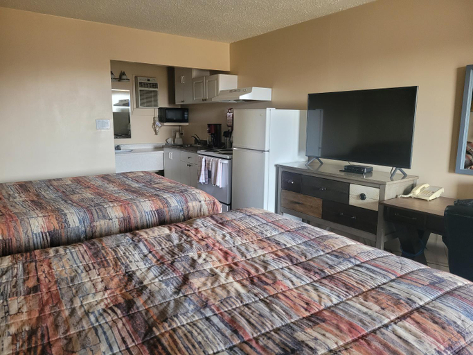 Bedroom 3, Dockside Inn, Division No. 12
