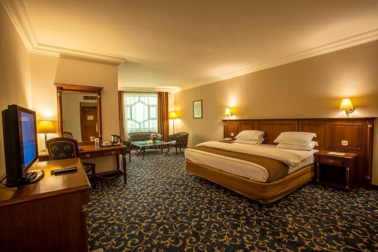 Bedroom 3, Bristol Hotel, Wadi Essier