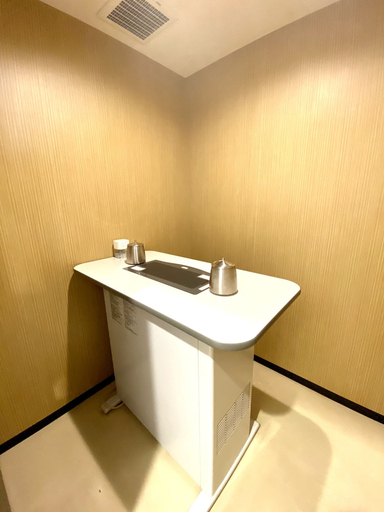 Bathroom 4, O Kiny, Osaka