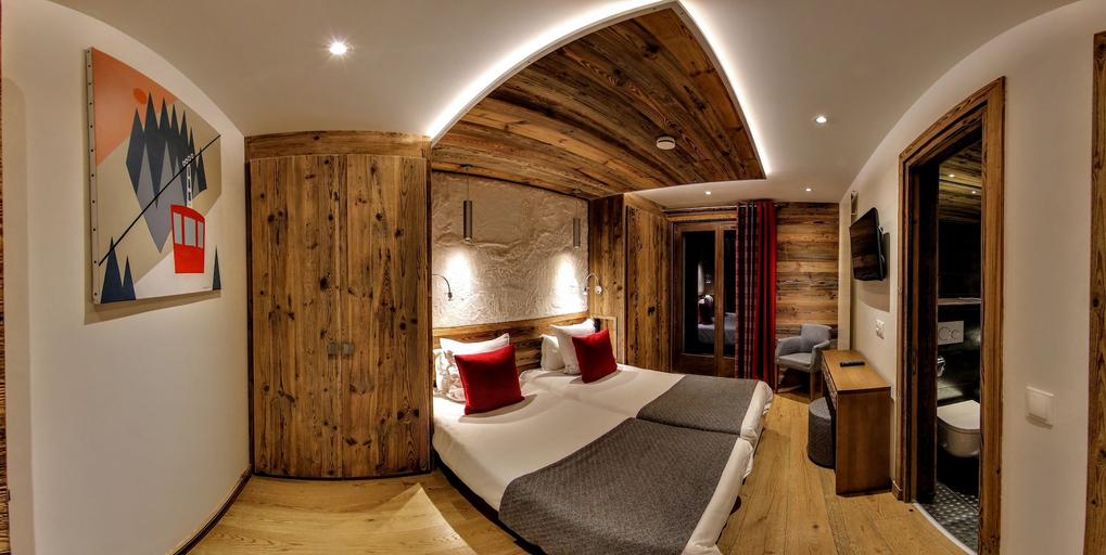 Bedroom 2, Les Chalets d'Adelphine, Haute-Savoie