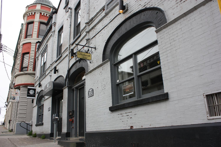 Others 4, The Duckworth Inn, Division No. 1