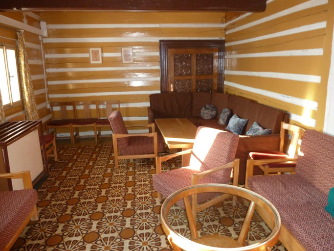 Others 3, Horska chata U Pekaru, Trutnov
