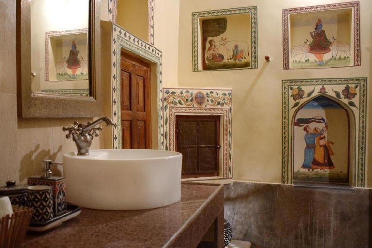 Bathroom 3