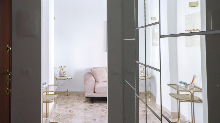 Bedroom 4, Di Sciorno 5 in Rapallo, Genova
