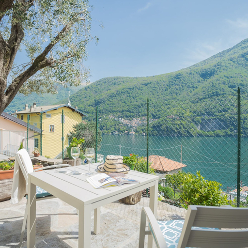Room 2, La Quiete in Laglio With 2 Bedrooms and 1 Bathrooms, Como