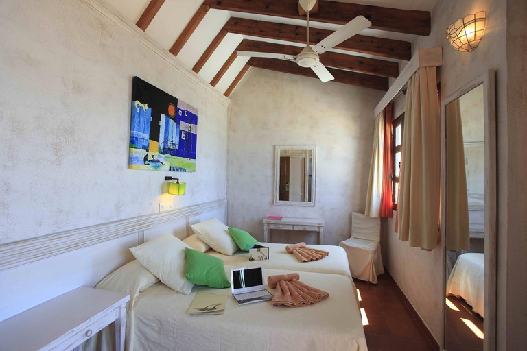 Bedroom 2, Hostal la Savina, Baleares