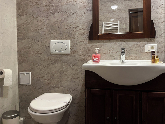 Bathroom 3, Charming Apartment City Escape, Brasov