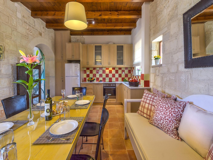 Room 5, Azure Villa in Platanias, Crete