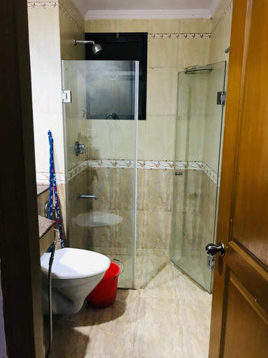 Bathroom 3, Riviera Foot Hills Residence, North Goa