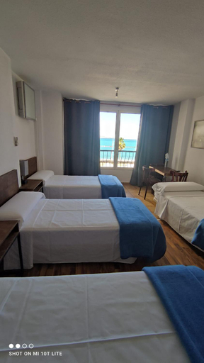 Others 3, Habitaciones La MAR, Alicante