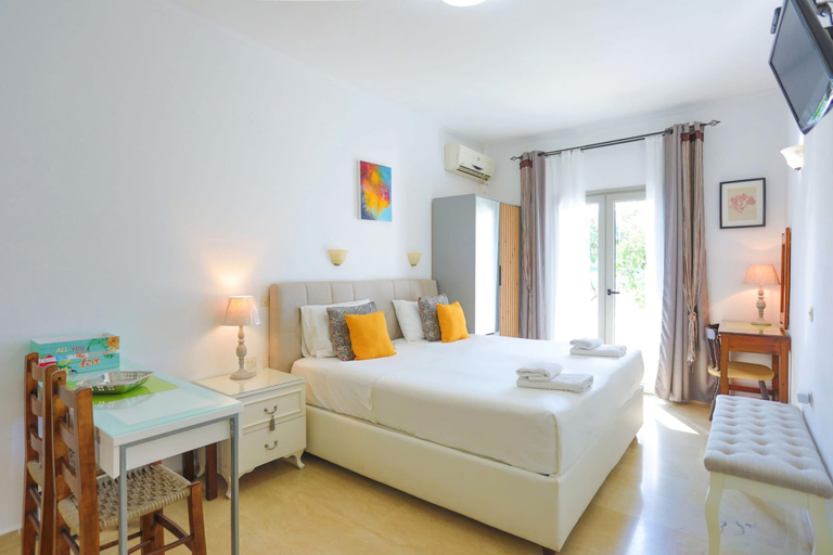 Room 4, Angela Suite in Kassiopi, Ionian Islands