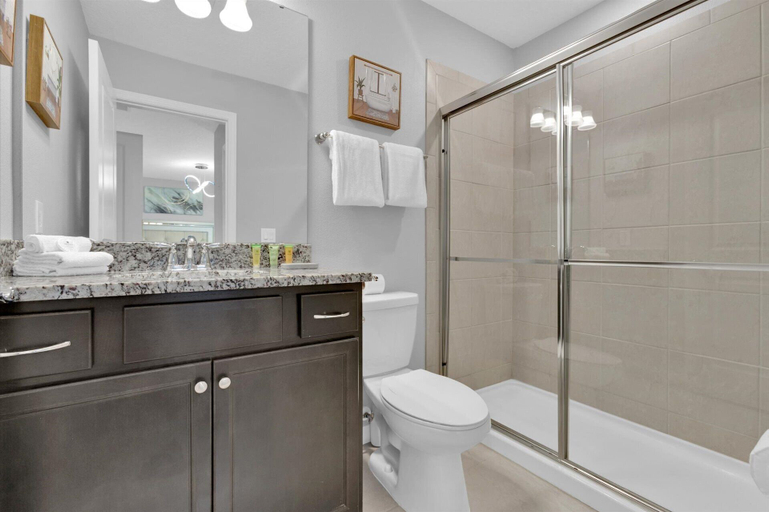 Bathroom 3, 3727 Lana Ave, Polk