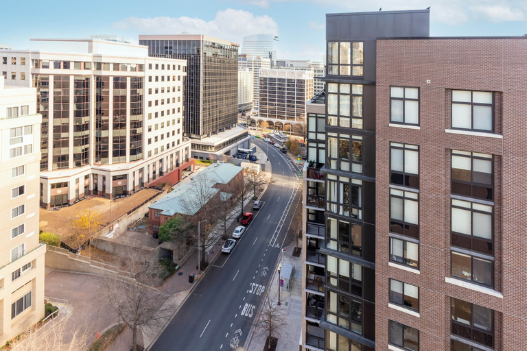 Exterior & Views 2, Premium A-Location Apartment, Arlington