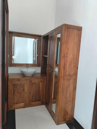 Bathroom 29