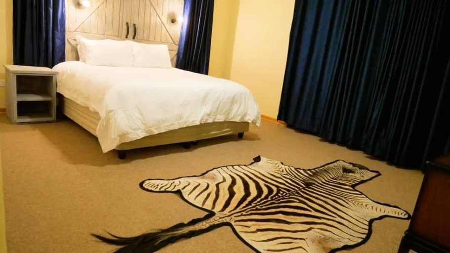 Others 4, Vimbainashe Villa, Mutare