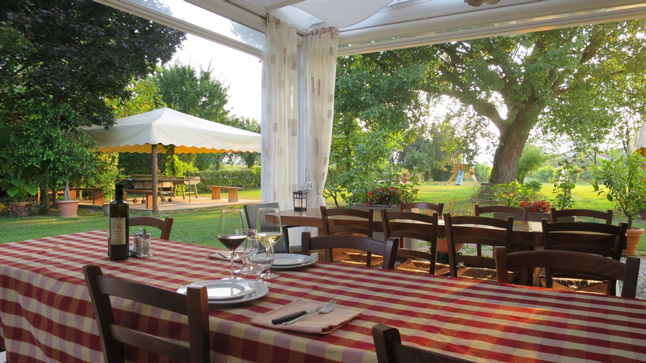 Food & Drinks 5, Agriturismo L'Albara - Wines, Pool & SPA, Vicenza