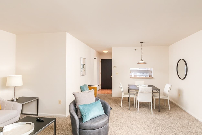 Others 5, Premium A-Location Apartment, Arlington