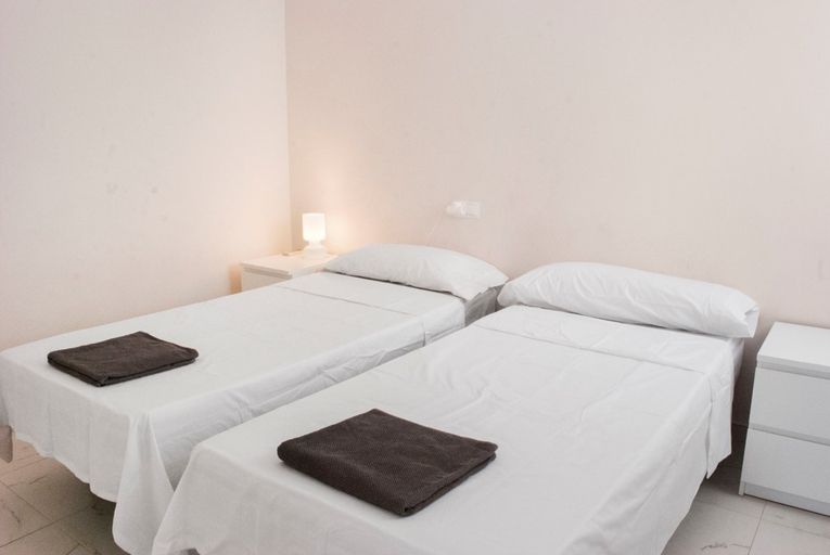 Bedroom 2, 107283 - Apartment in Fuengirola, Málaga