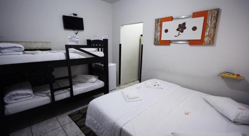 Bedroom 2, Pousada Rozam, Olímpia
