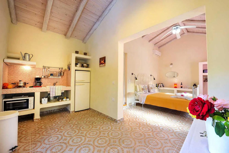 Room 5, Eleni Cottage, Ionian Islands